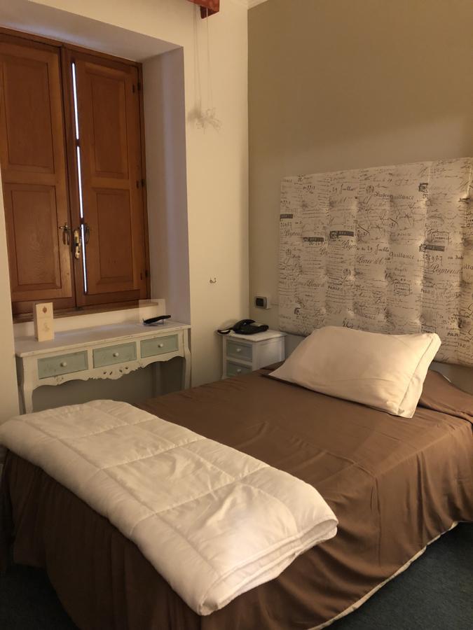 Hotel Medici Milazzo Buitenkant foto